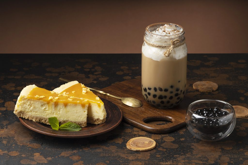 台灣特色美食推薦 - 珍珠奶茶和甜點